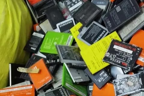 邯郸废铅酸电池回收处理-废电池回收价钱